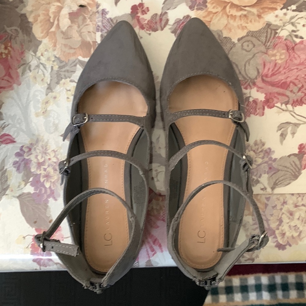 LC by Lauren condrad suede back zip grey flats